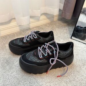 UGG Marin Mega Lace Heritage Braid